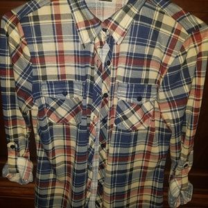 Billabong swear shirt. 3 quarter length sleeve fla